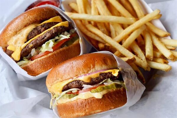Green Chilli Cheeseburger